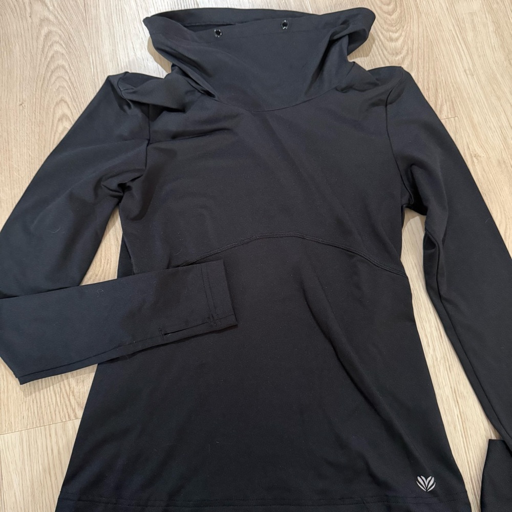 Black Athleta Hooded Pullover